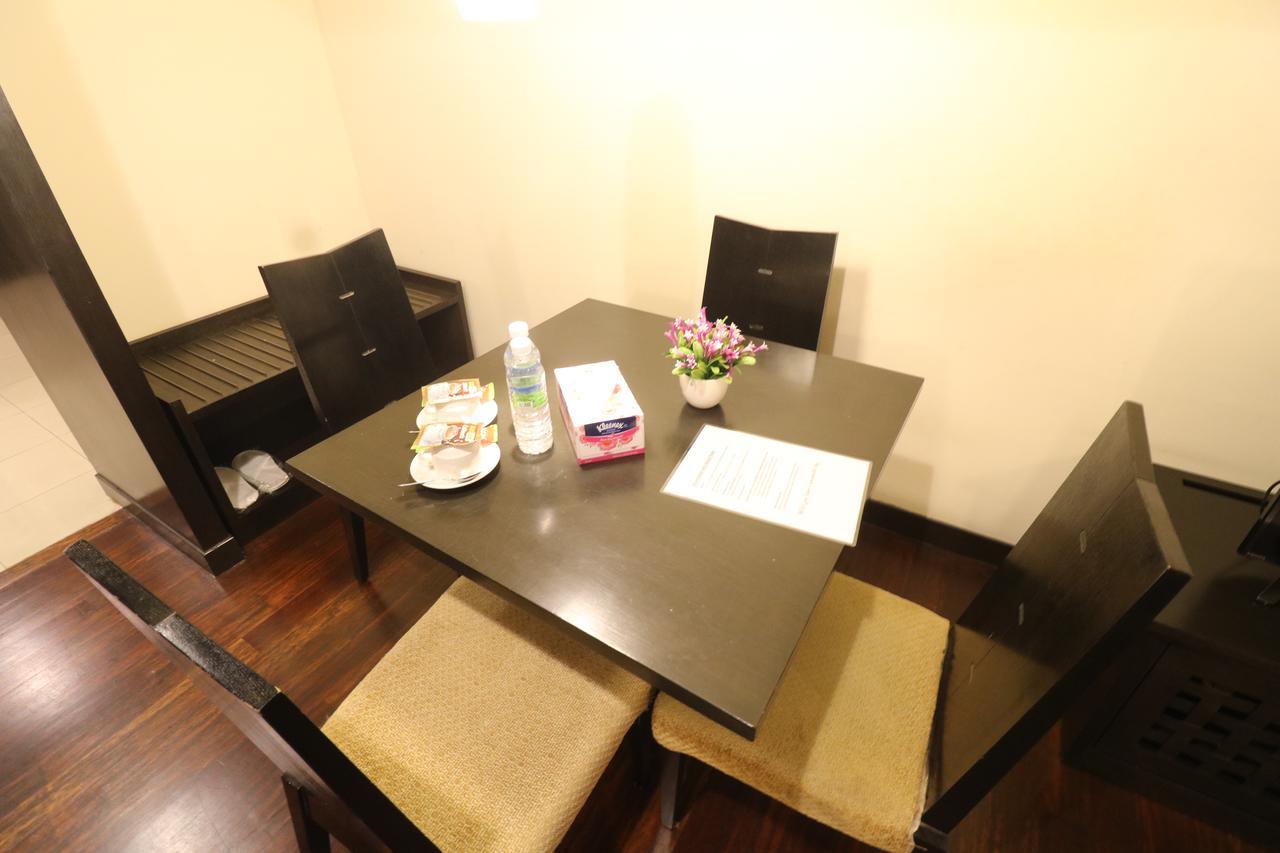 Millennium Suite At Pyramid Tower Petaling Jaya Exterior photo